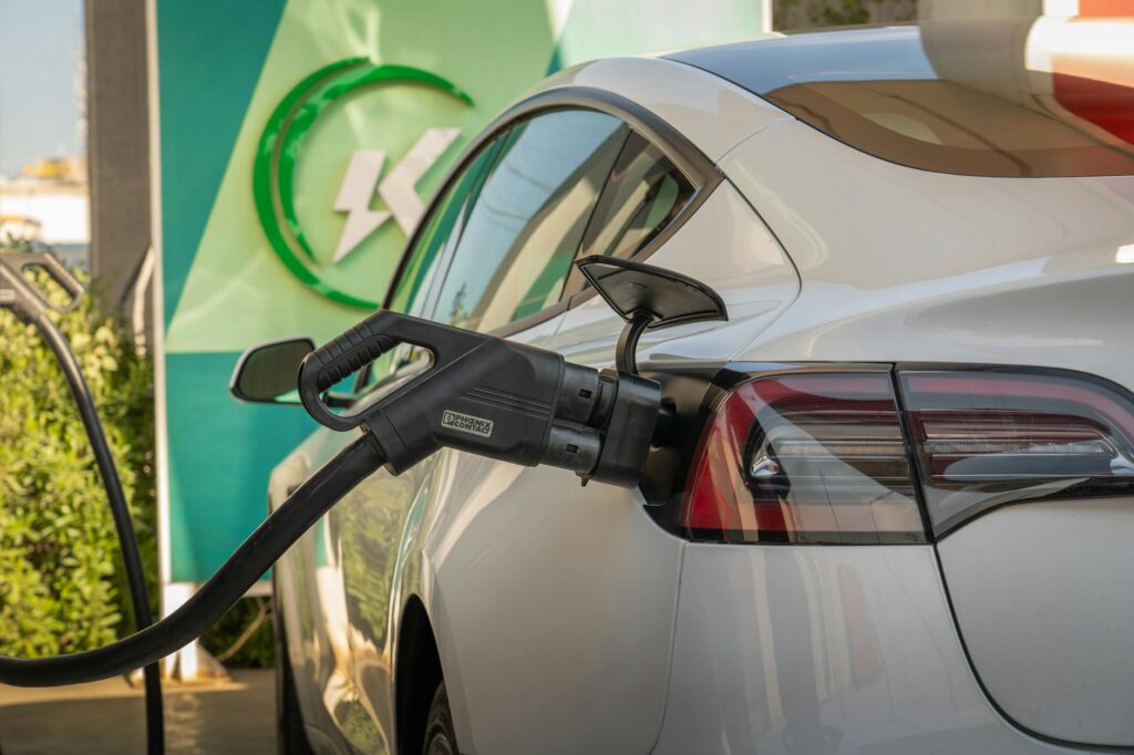 tesla koers