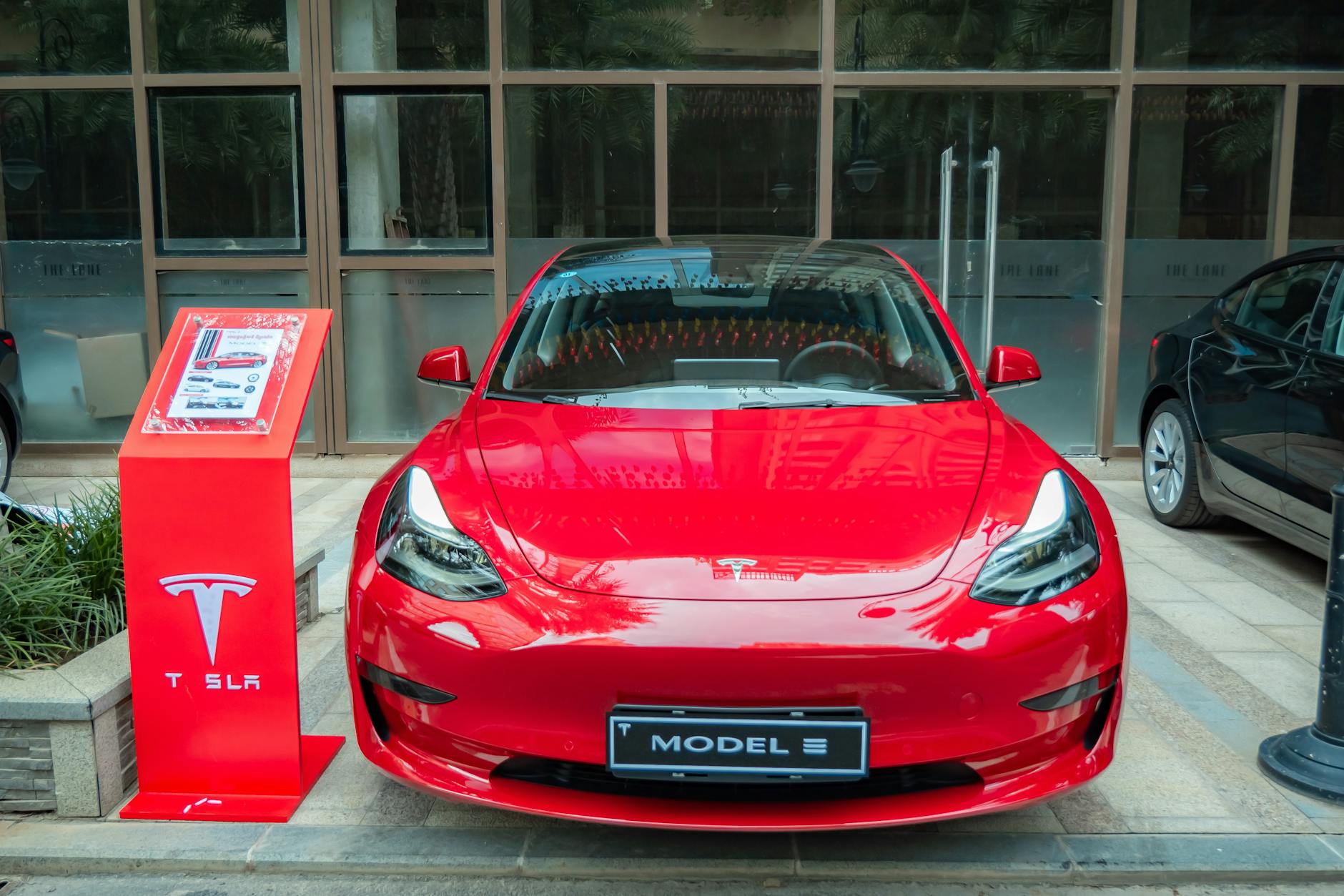 tesla koers