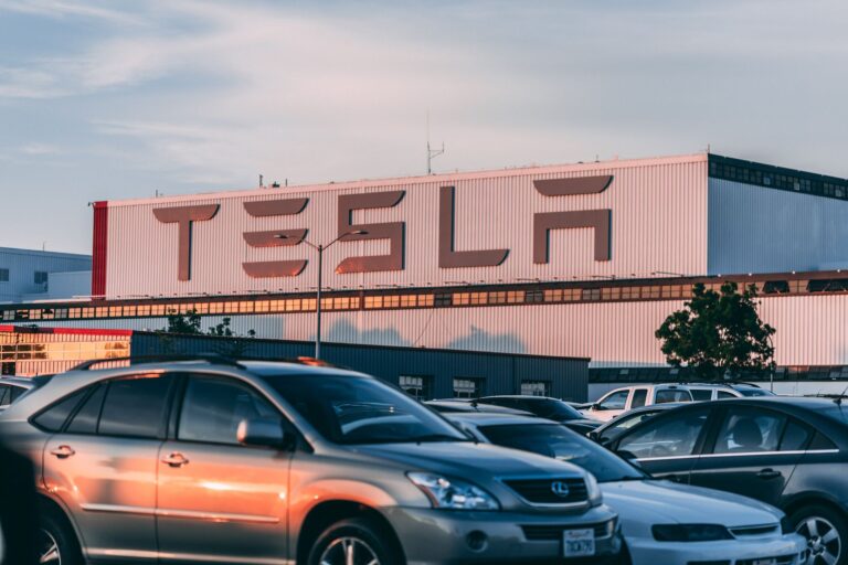 tesla verwachting